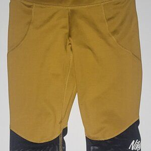 Nike Dri Fit Womens Gold and Black Exercise Leggings With Mesh Size XS